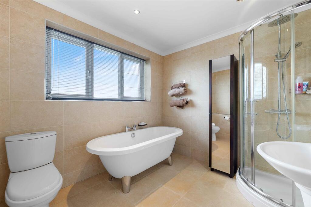 11a Costa Row-17.jpg