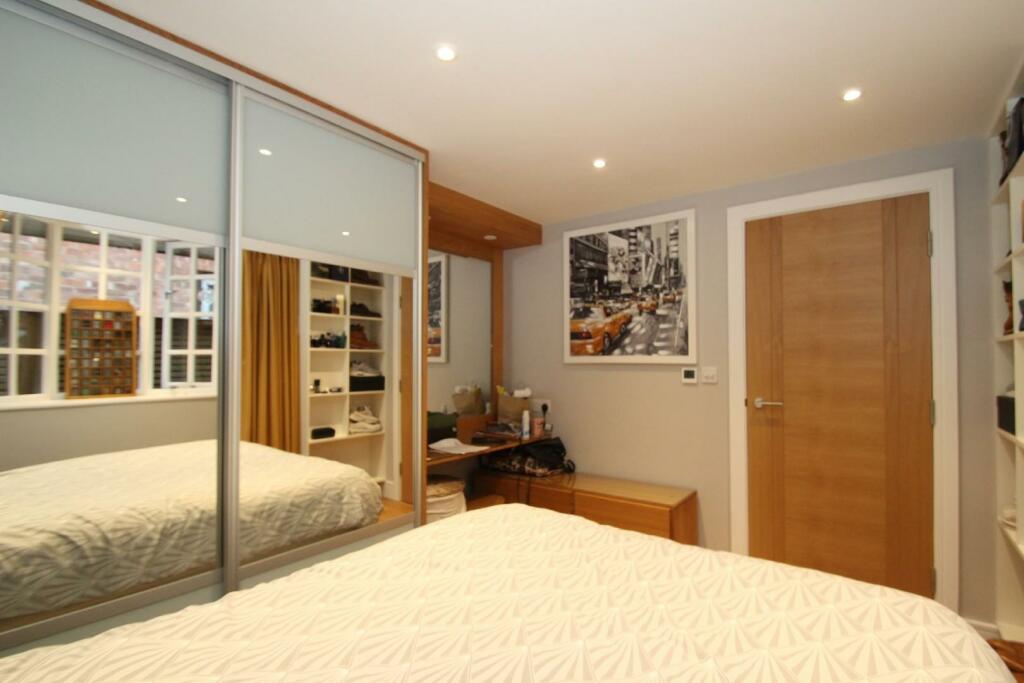 Bedroom 1 Apsect 2
