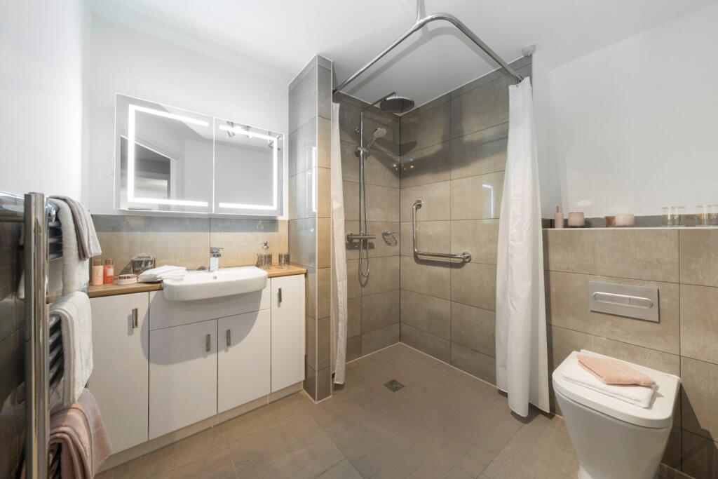 Show home shower room