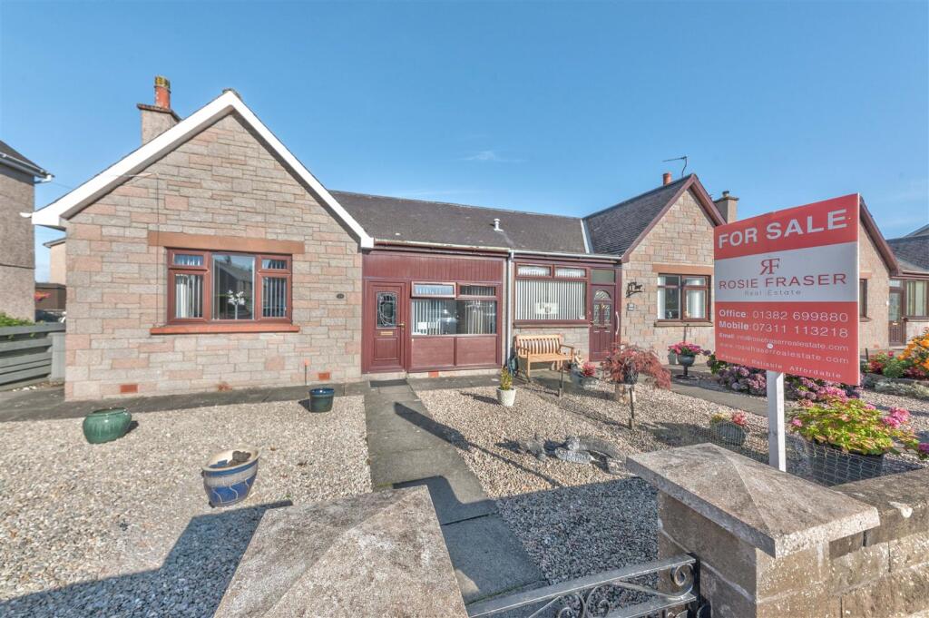 14 Lowson Avenue Carnoustie-4.JPG