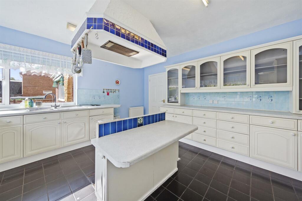Kitchen/breakfast Room