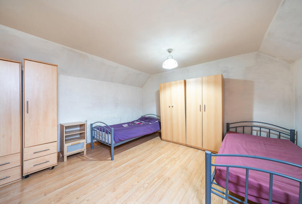 1315516-19-685d45...