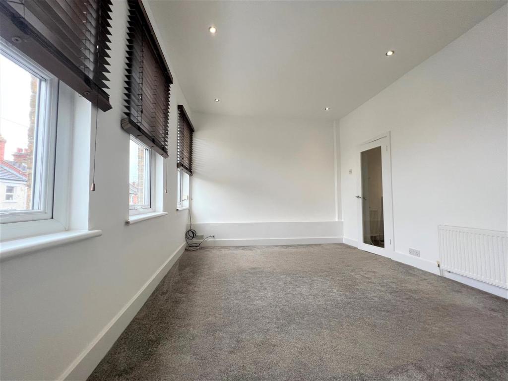 Living Room.jpg