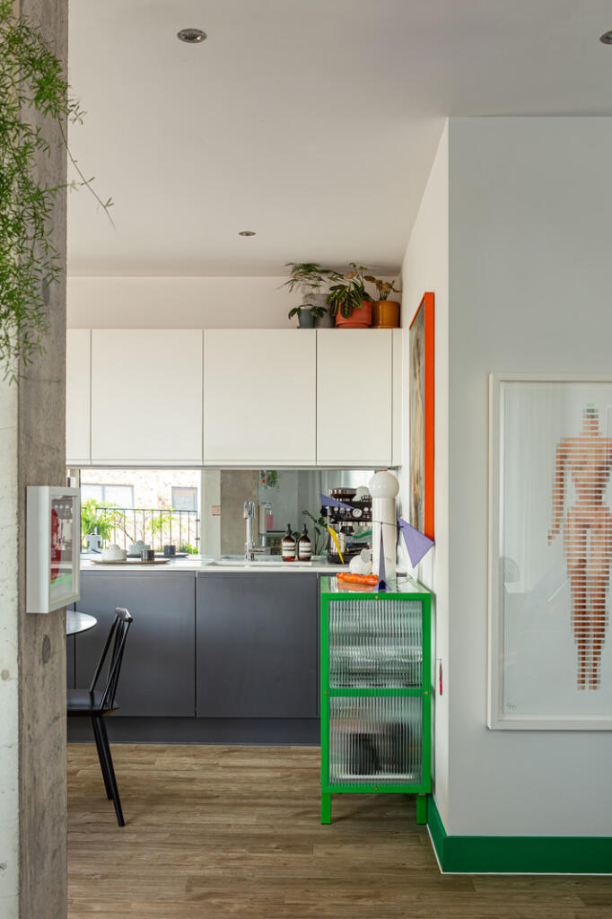 282323 - 25_5_TMH E3 2EF5806-Enhanced-NR-Edit.jpg