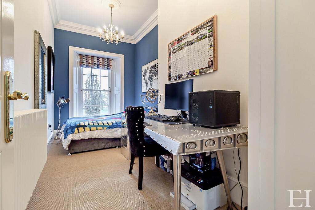 8634016-interior1...