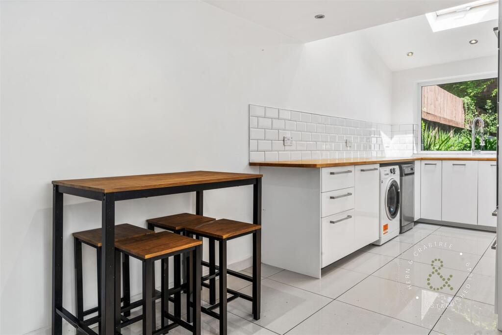 Severn Grove, Pontcanna, Hern Crabtree (22).jpg