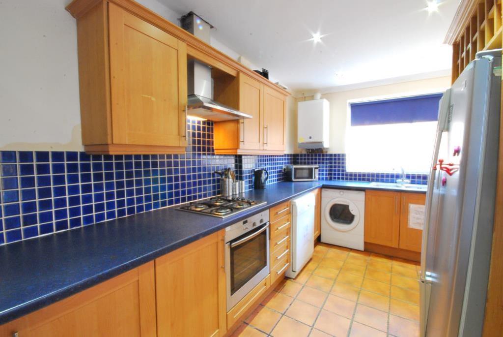 18 sunbury ave 03