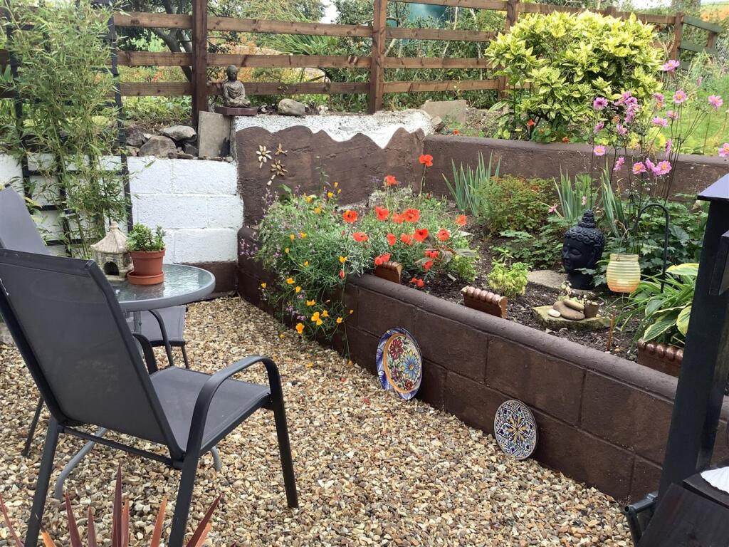 GARDEN 1 NEW.jpg