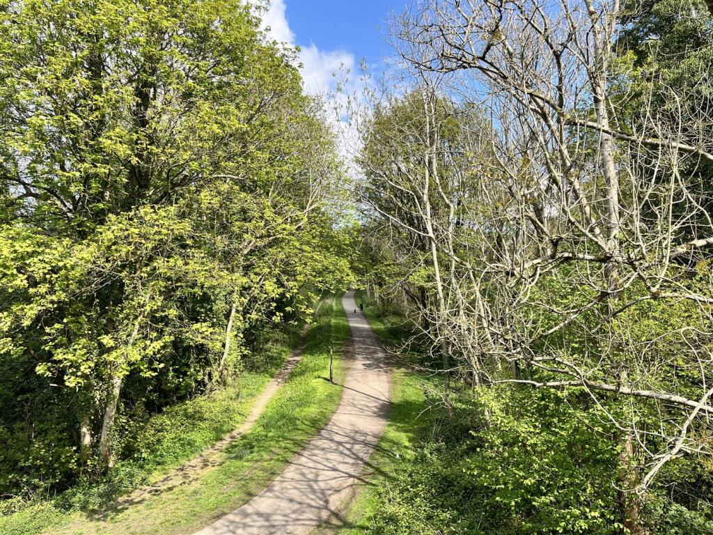 Nearby Woodland Walk