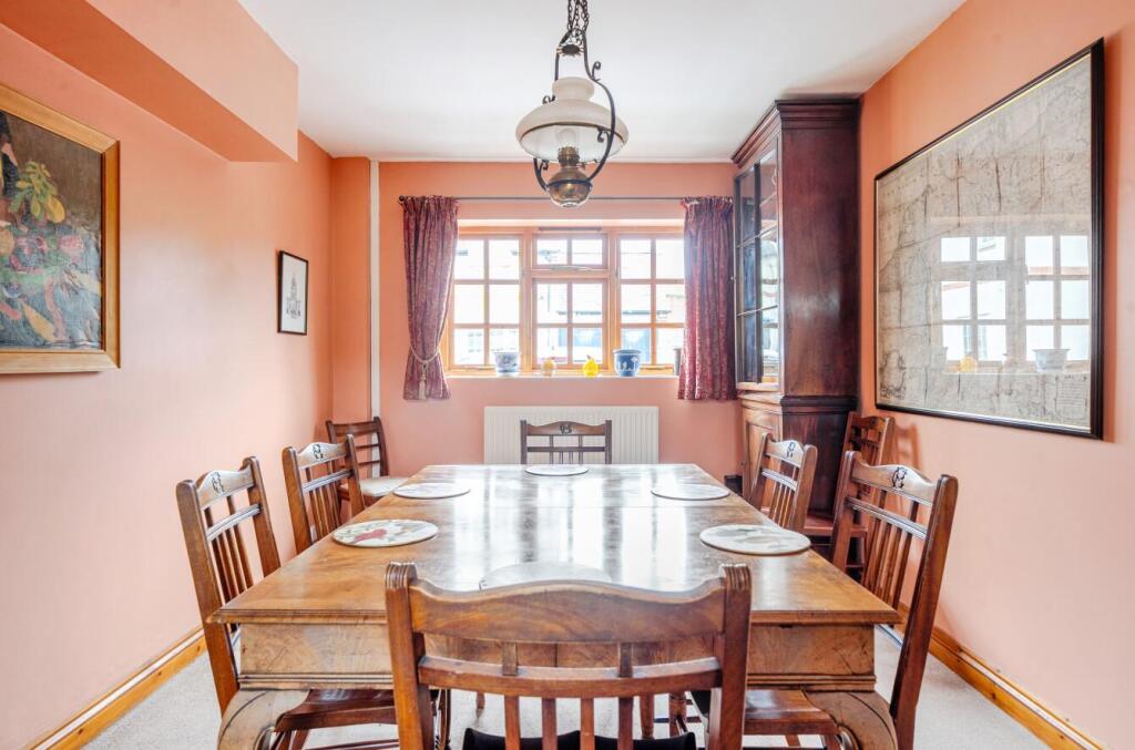 39 Churchill Road, Welton