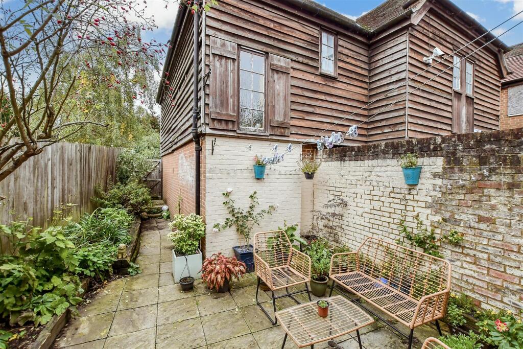 Patio / Decking