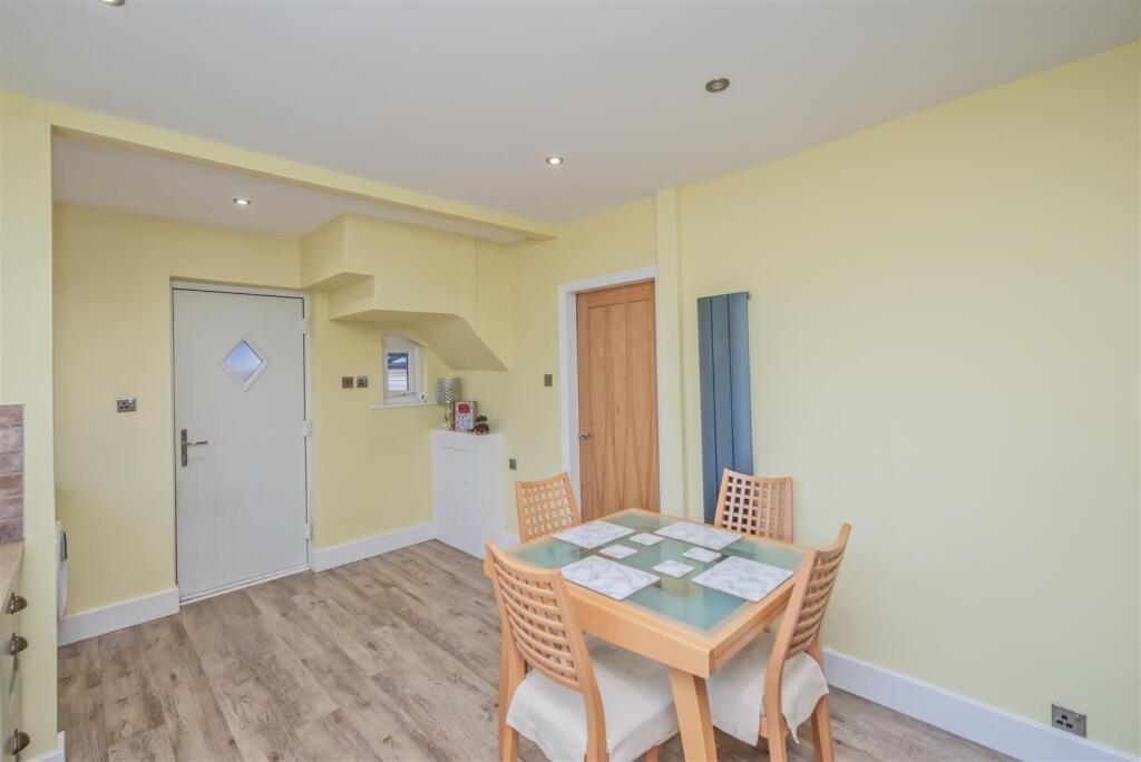 Fitted Dining Kitchen &amp; Utility Area: