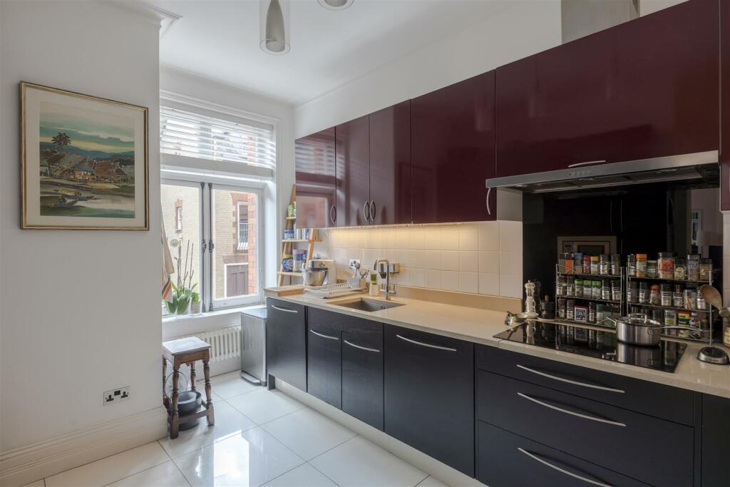35 Gordon Mansions-11.jpg