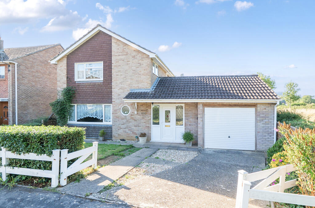 1343821-1-68a6eaa...