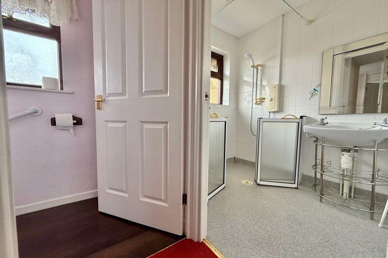 Shower &amp; Separate WC