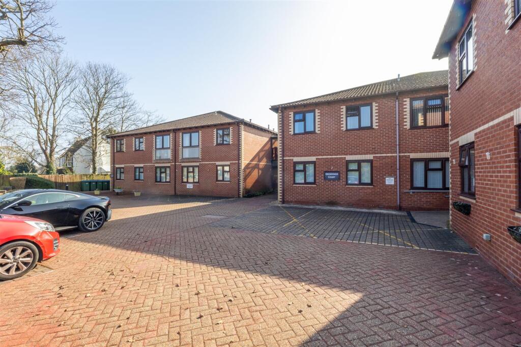 Grosvenor Court-02.jpg