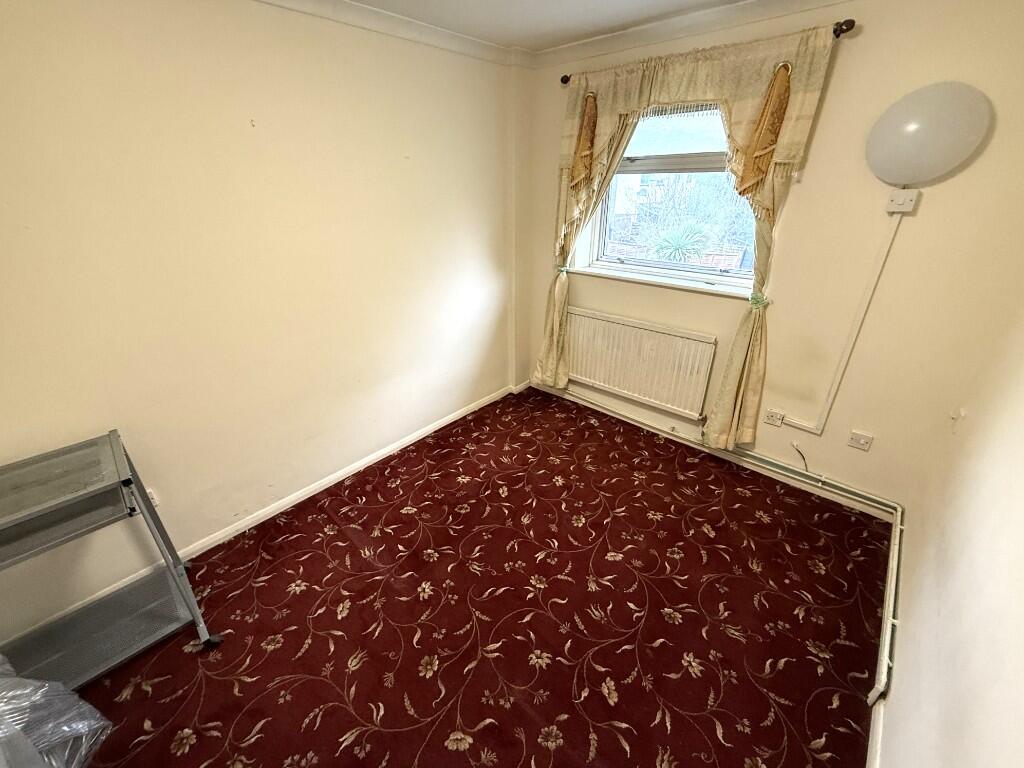 BEDROOM 2 (A)