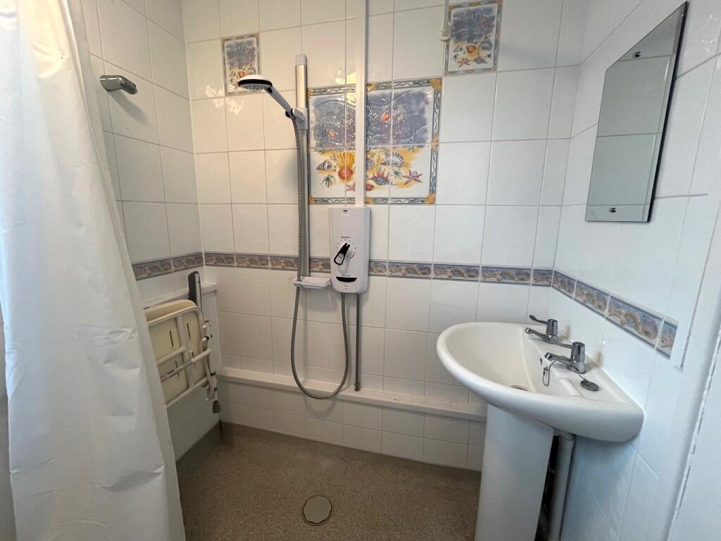 Wet-room/W.C.