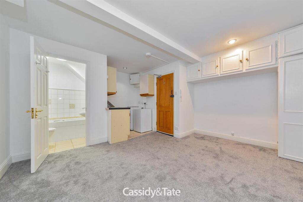 7A High Street_001.jpg