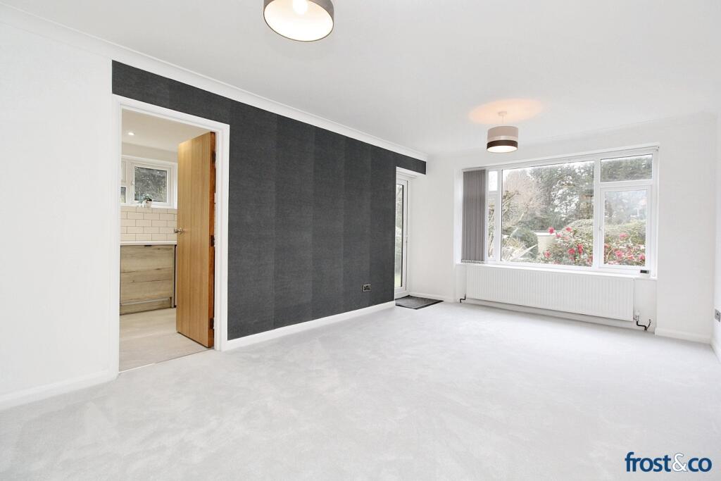 Lounge to Kitchen