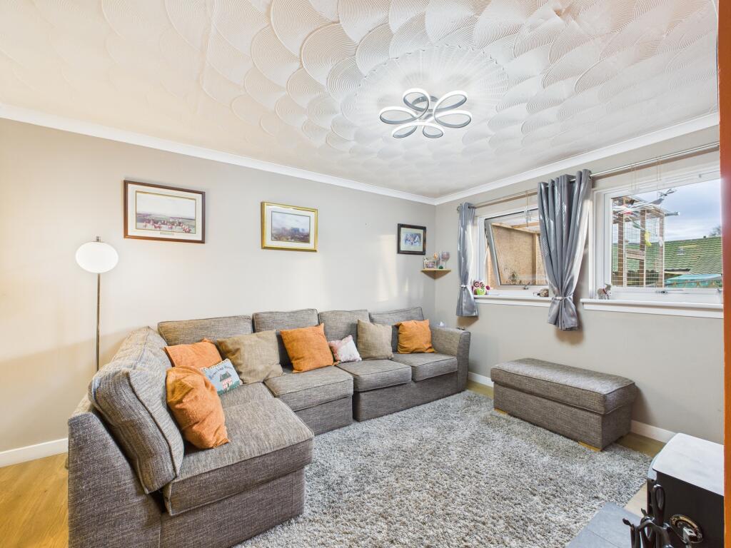 CAM03481G0-PR0122-STILL018