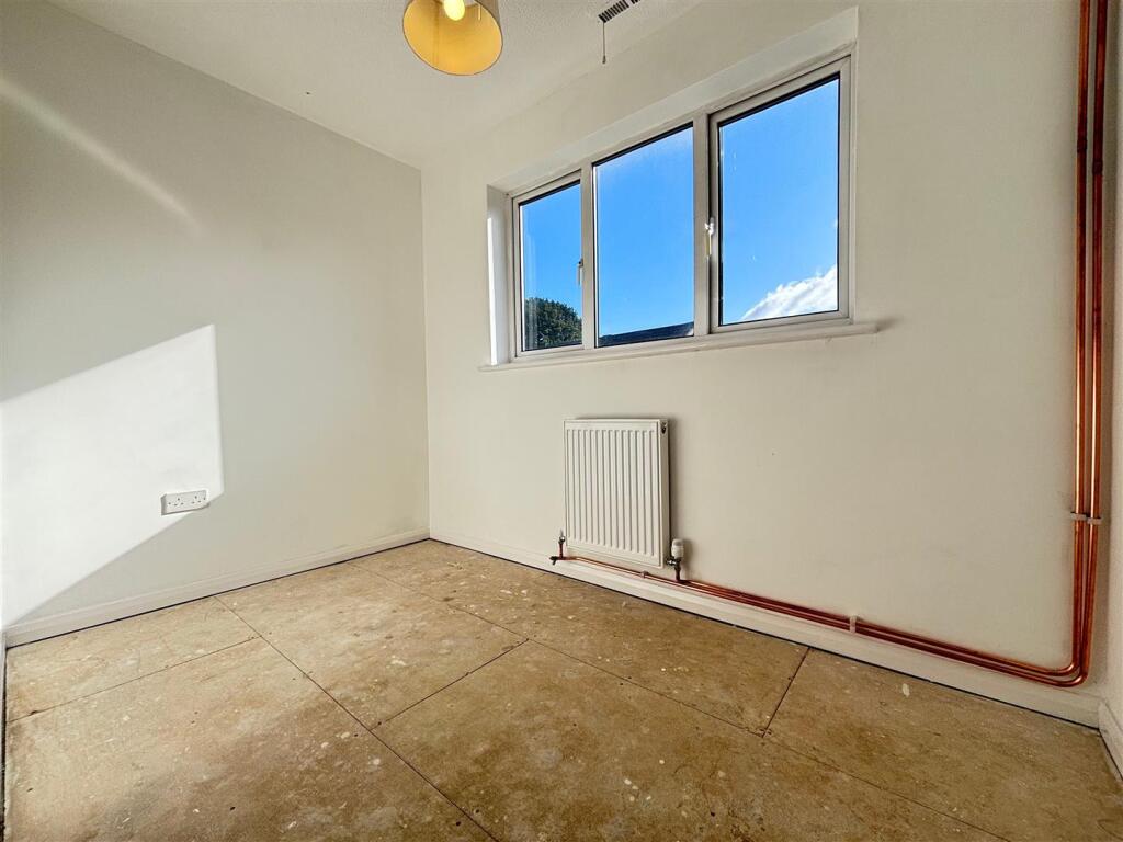 bedroom3.jpg