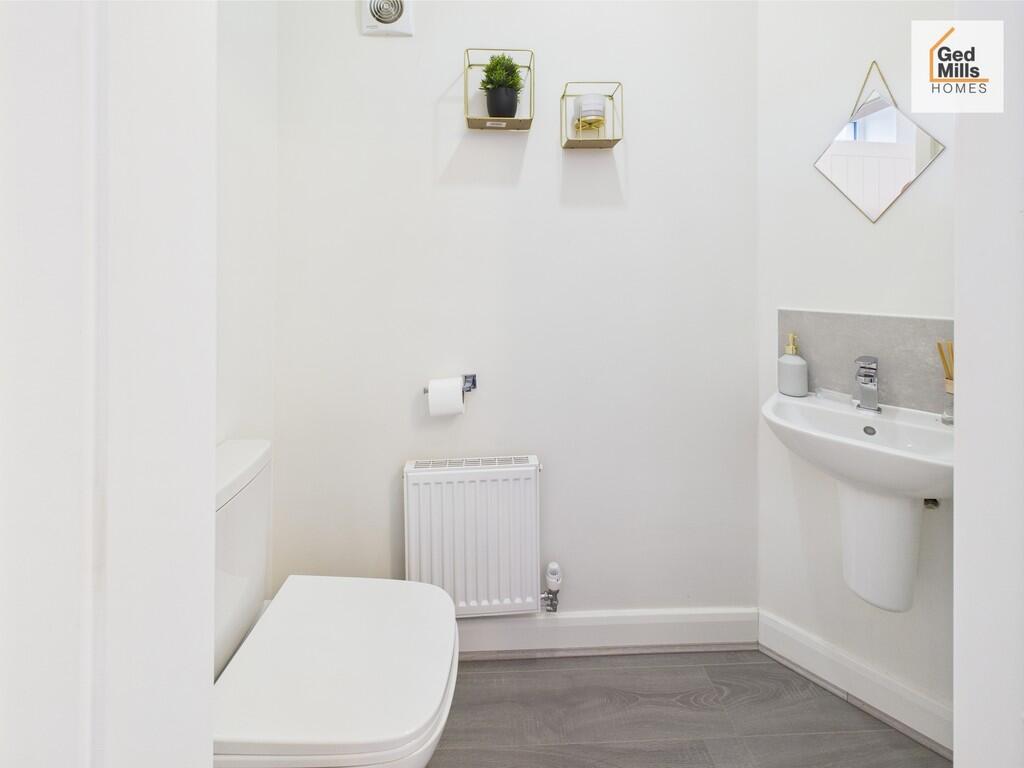 CAM04261G0-PR0055...