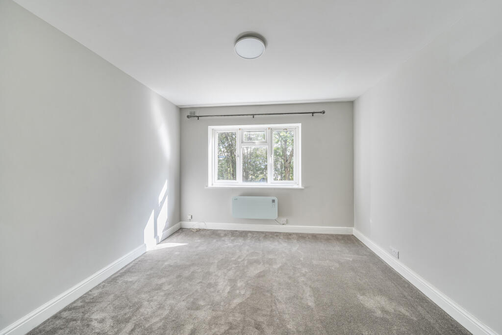 1348970-3-68b85dd...