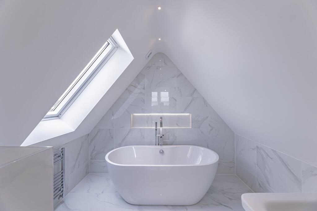 Bedroom Five En-Suite