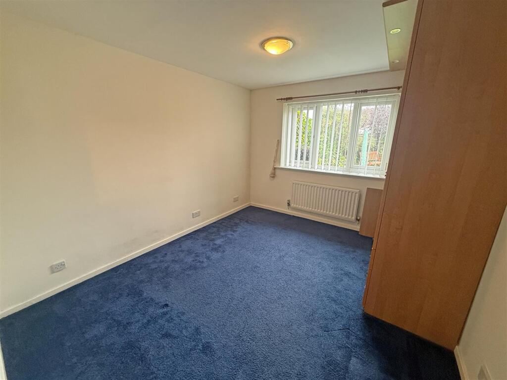 bedroom 3.jpg