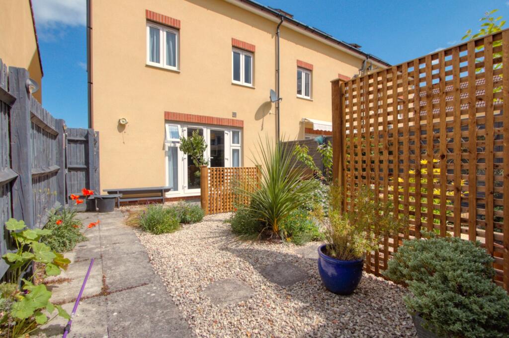 Mill House Road (19)