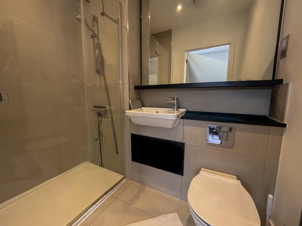 Ensuite