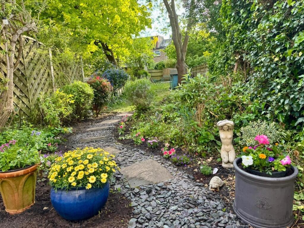 153 sturton street garden.jpg