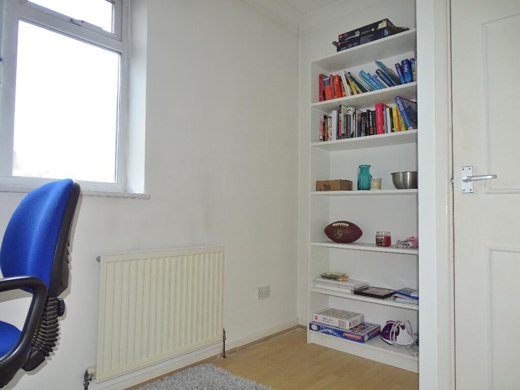 SPACE FOR HOME WORKING