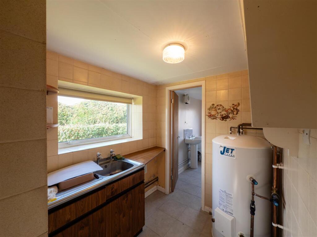 20250307110458 - IMG_4671 - 124 The Green, Wickham