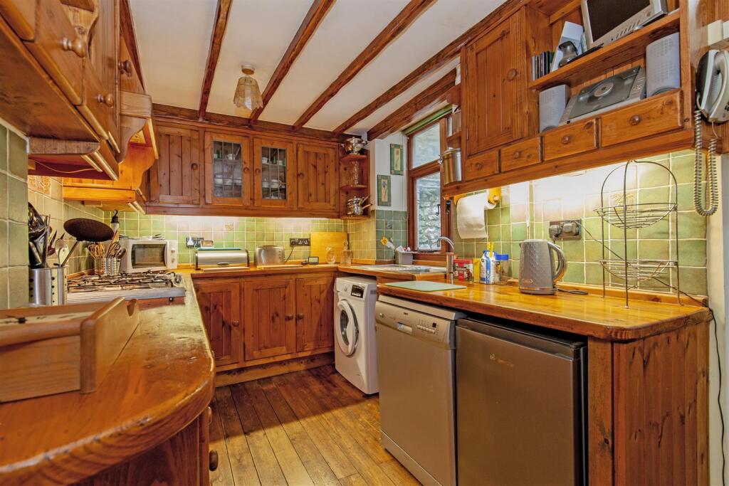 Kitchen-1.jpg
