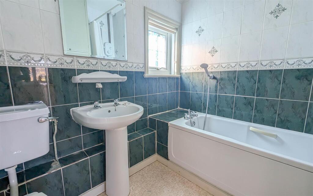 Bathroom-1.jpg