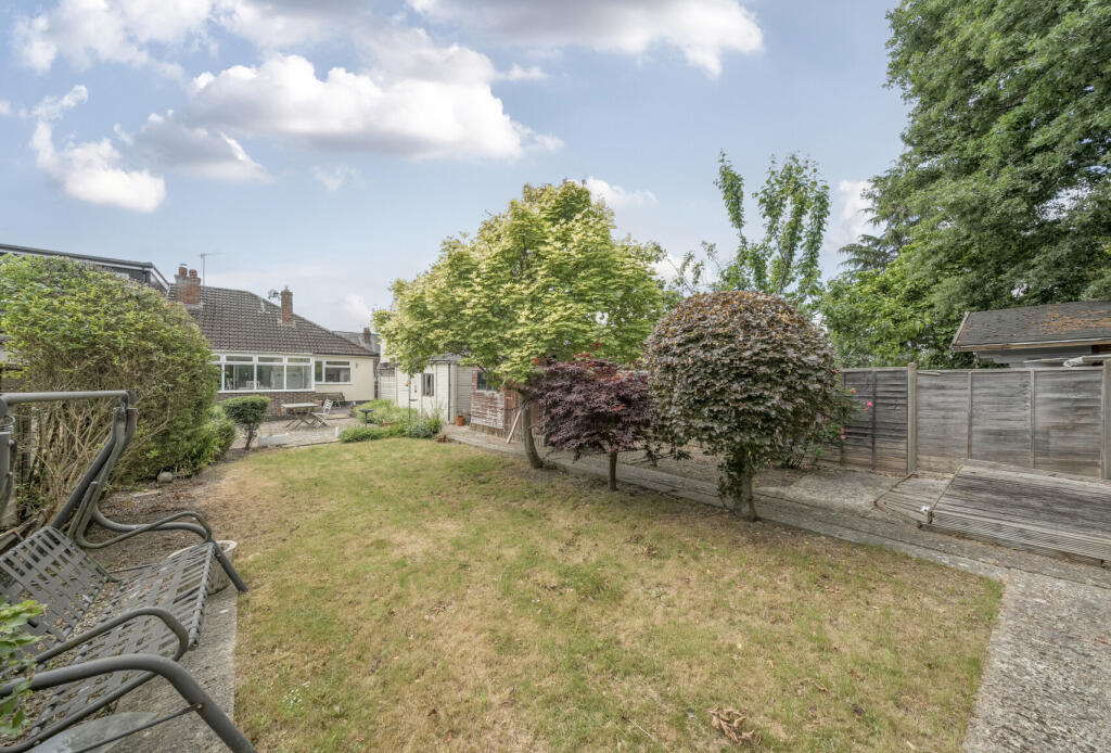 1299092-3-6839ee1...