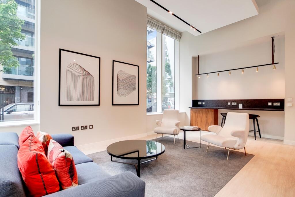 27_Residence_Loun...