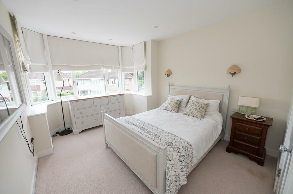 Bedroom 1.jpg