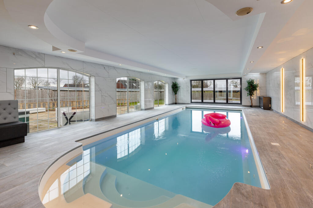 Heated Swimming Pool 