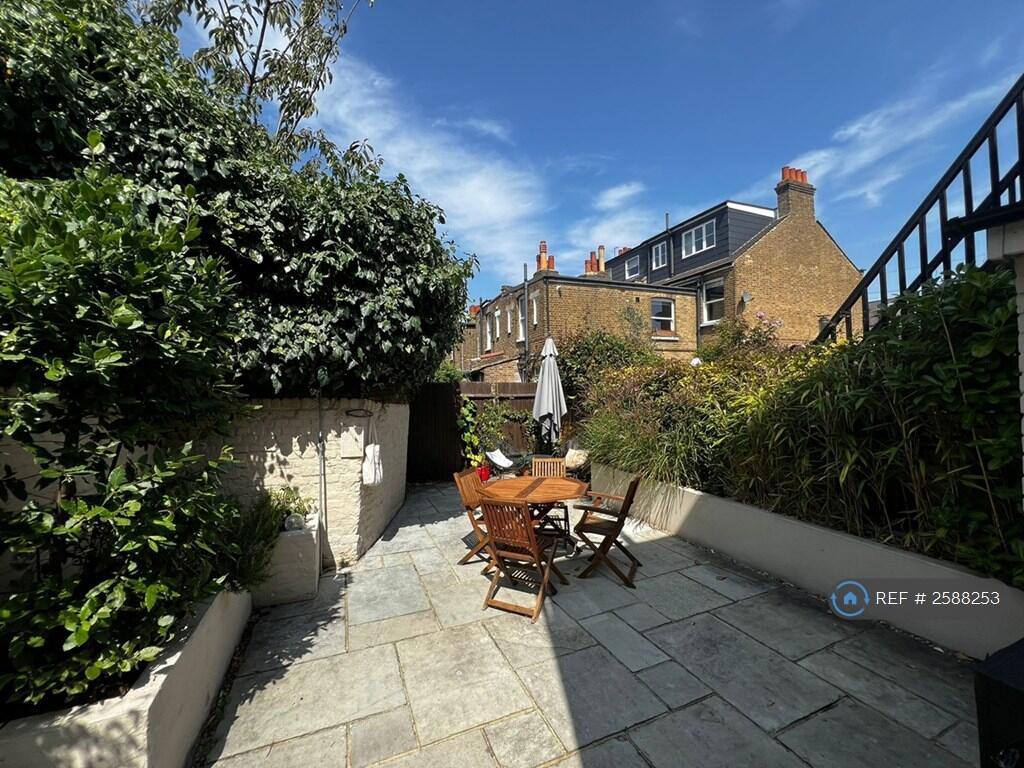 Private Garden 