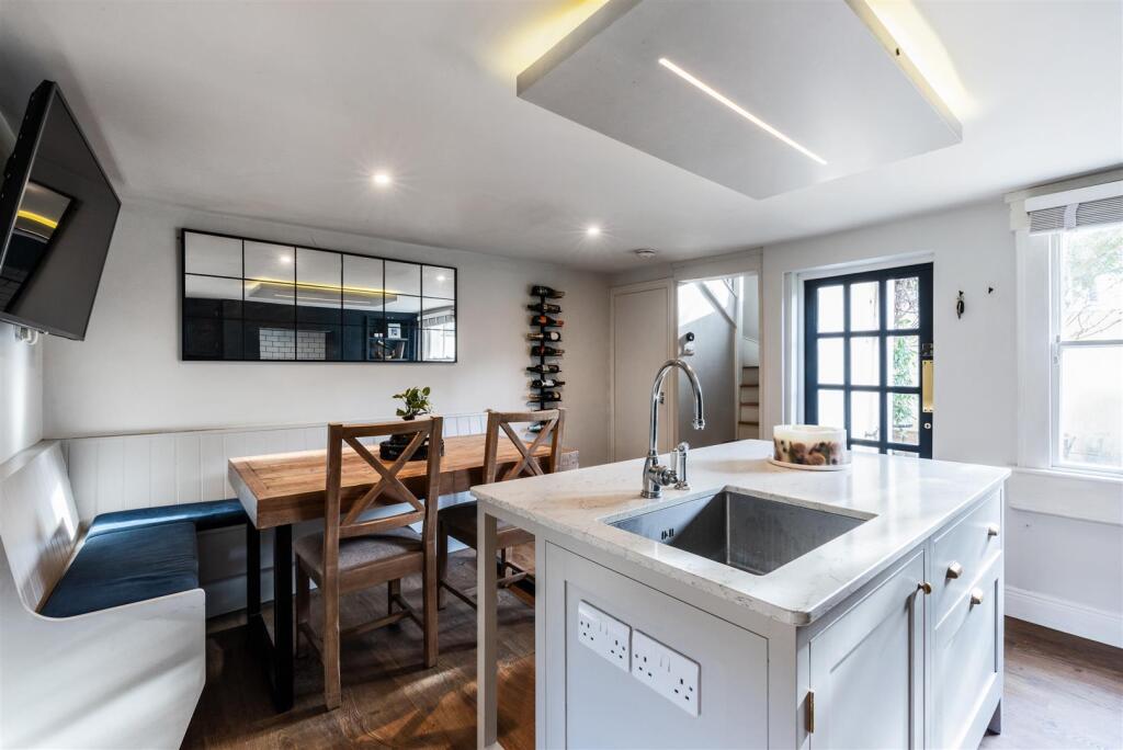 Kitchen Diner II.jpg
