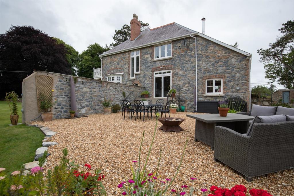 The Glen, Fishguard Road - Final Edits-61.jpg