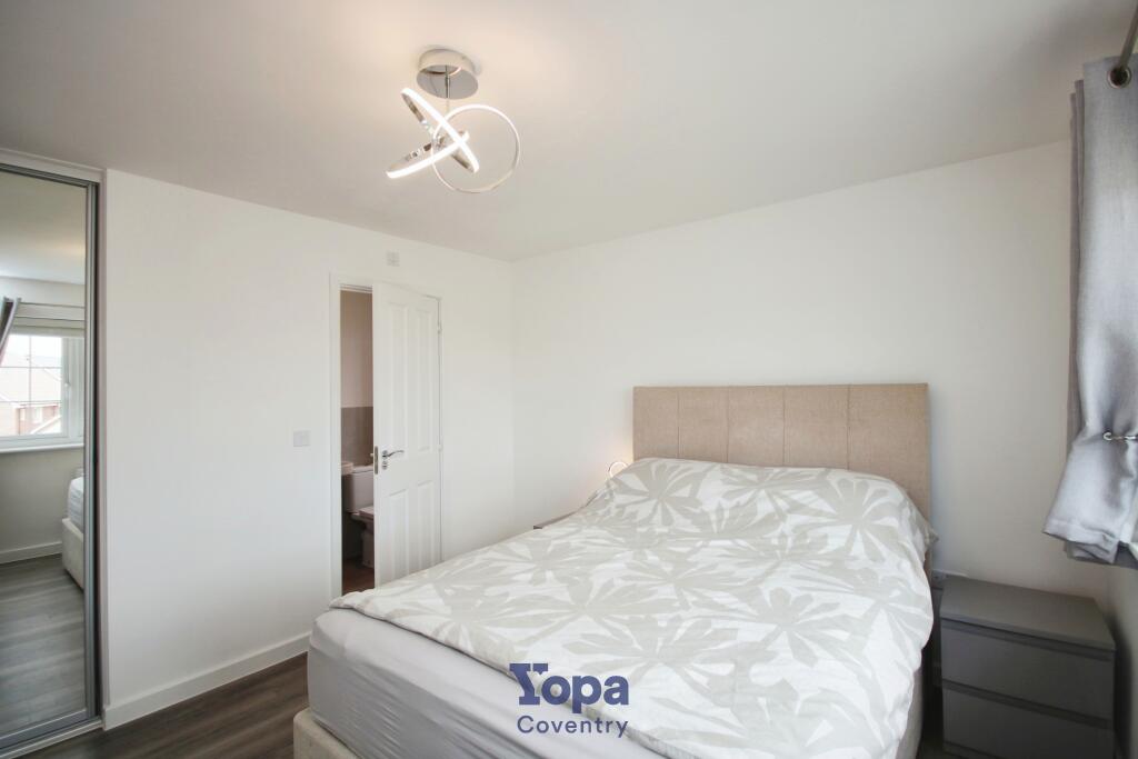 687f50ec-Master 20Bedroom 202.JPG