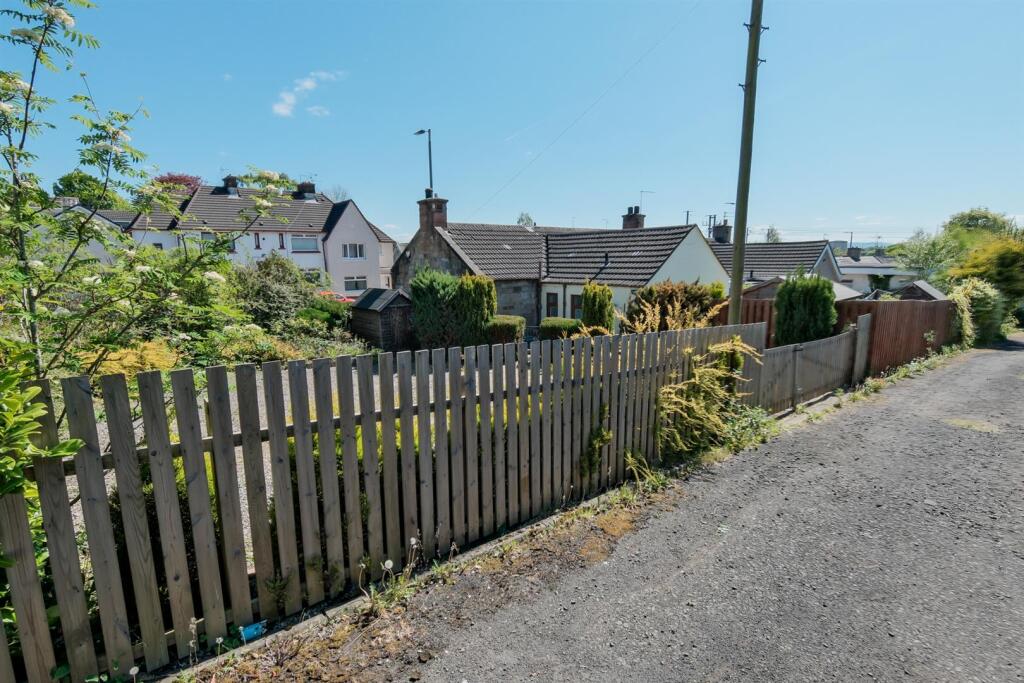 010-140 Caledonian Road Wishaw, ML2 0HT.jpg