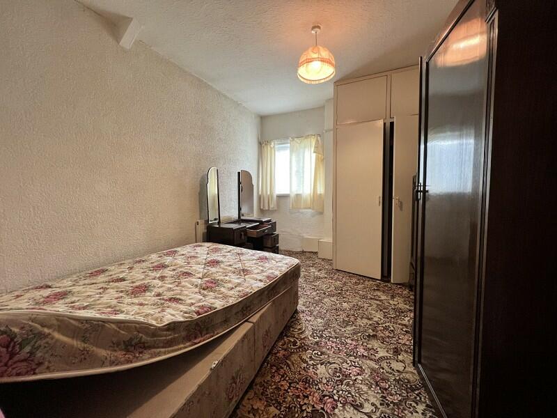 Bedroom 1 (FRONT)