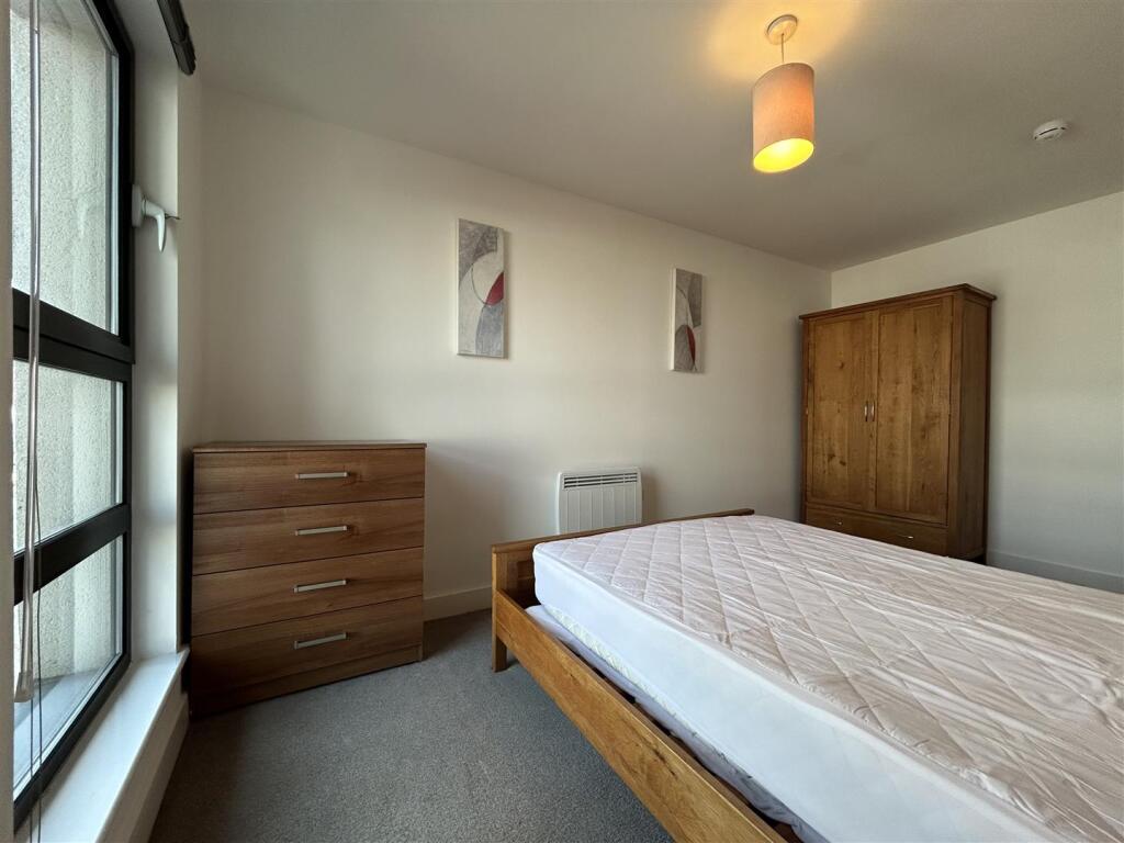 Bedroom (3).jpeg