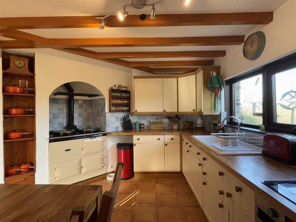Kitchen.jpeg