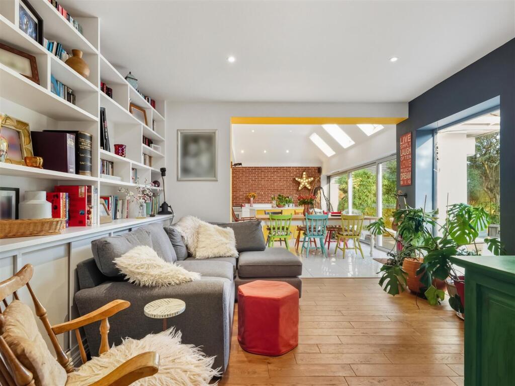 Snug To Kitchen